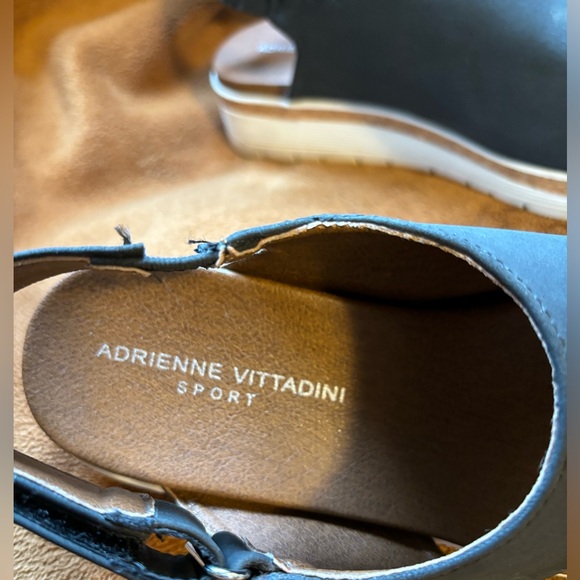 Adrienne Vittadini Sport black sandal - size 8.5 - Picture 4 of 4